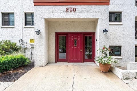 Photo of 200 Fellsview Terrace #205B, Stoneham, MA 02180 (MLS # 73562947)