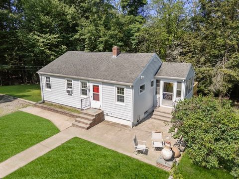 12 Richie Rd Douglas MA 01516