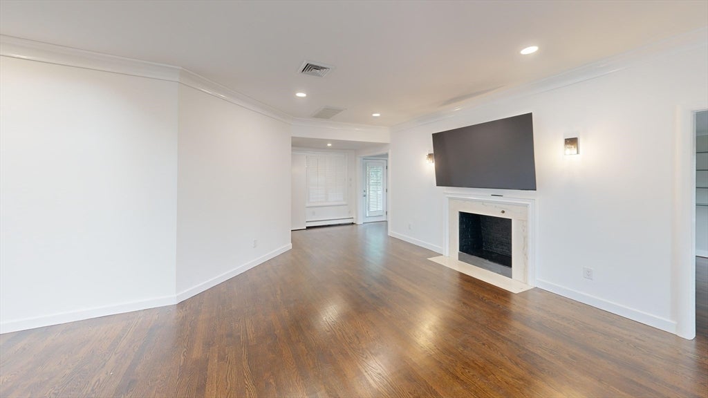 56 Cynthia Rd