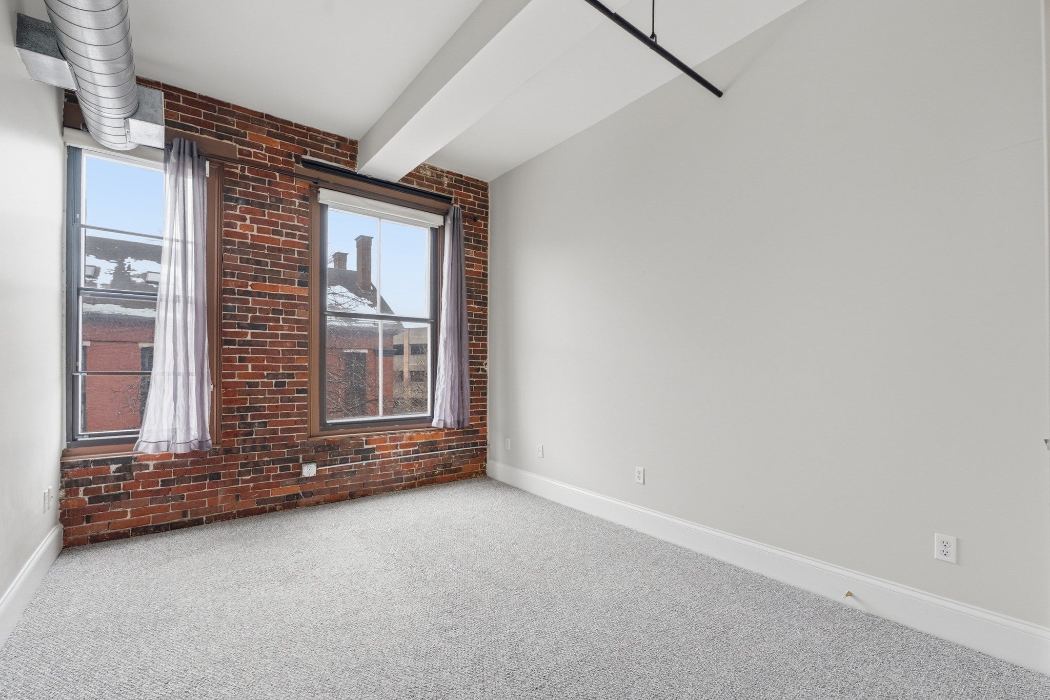 61 Market St 3A
