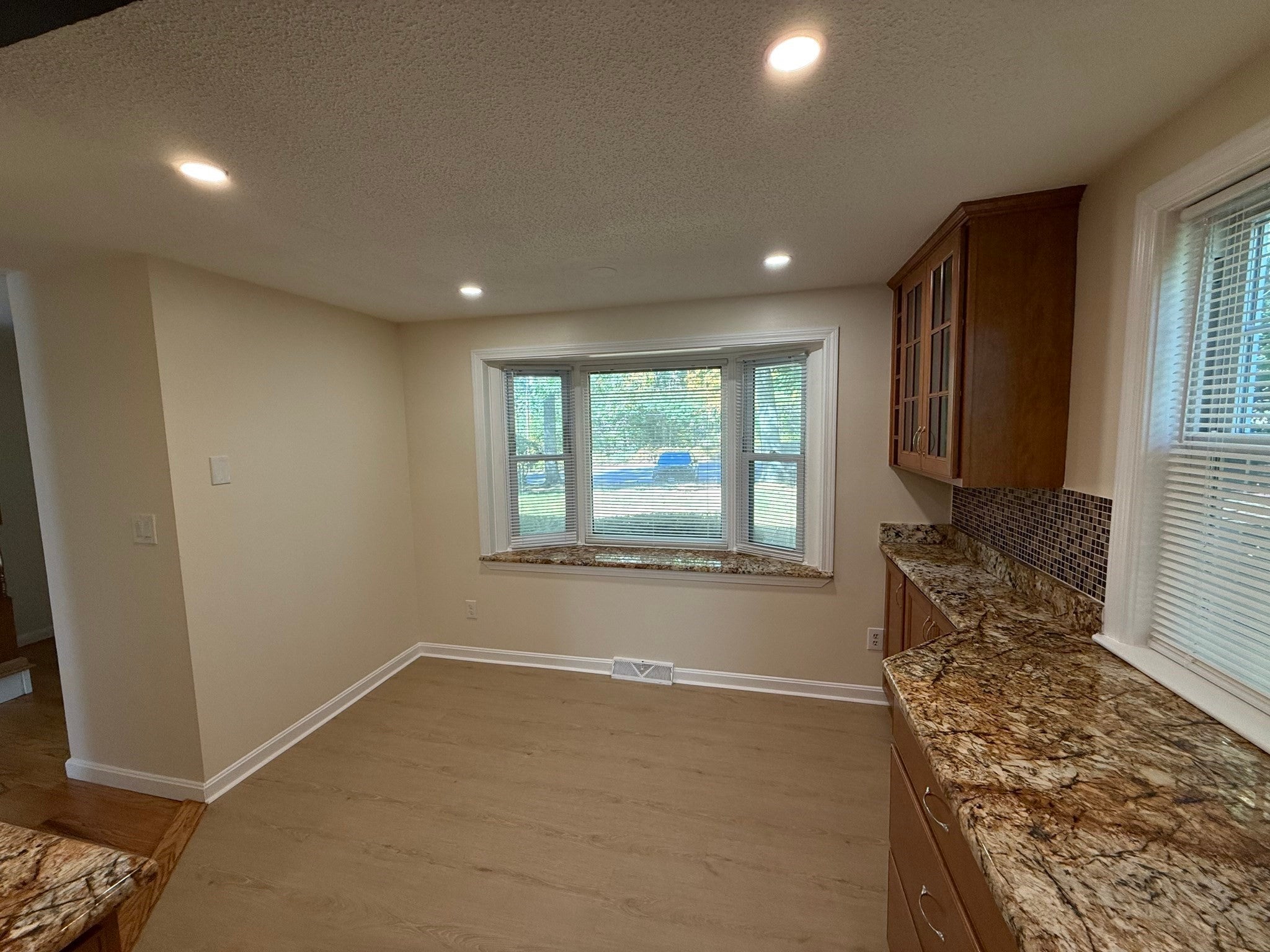 21 Meadowbrook Ln #21, Easton, MA Photo #12