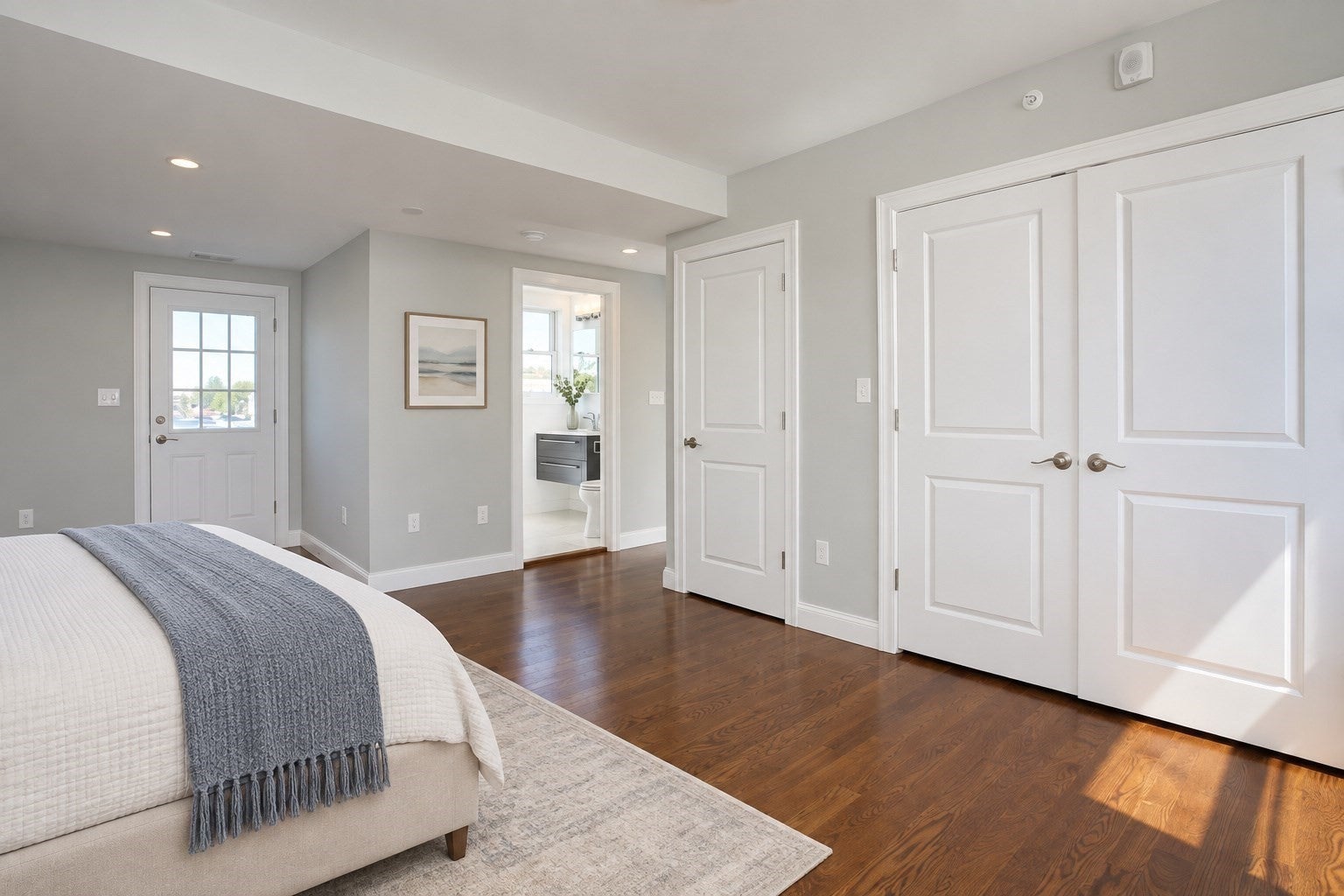 660 Somerville Ave 2