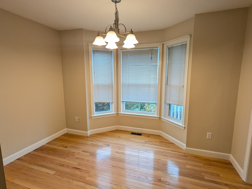 93 Westminster Dr 93