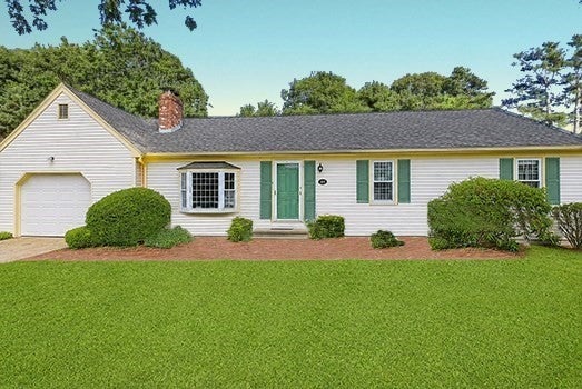 46 4 Seasons Dr, Yarmouth, MA Photo #8