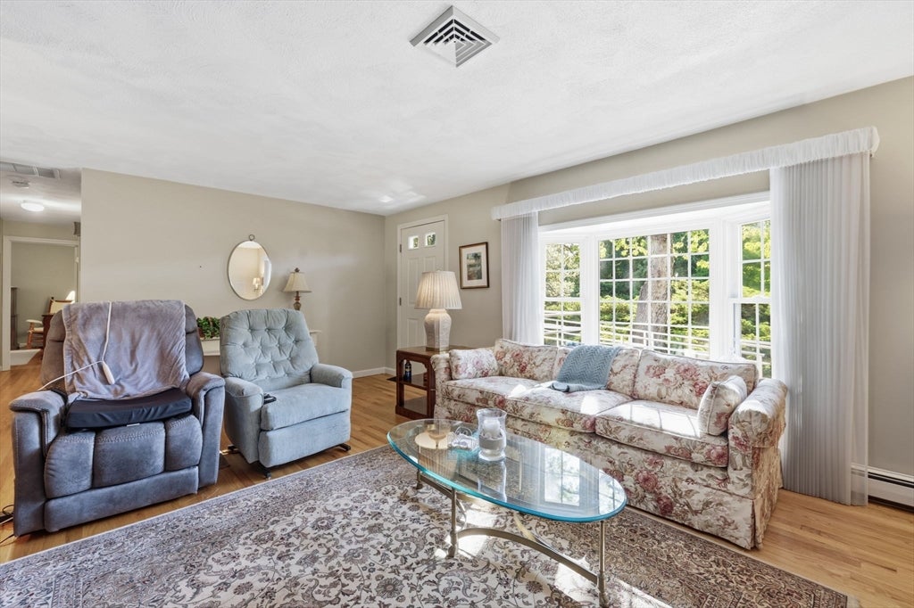 46 4 Seasons Dr, Yarmouth, MA Photo #14