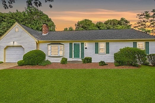 46 4 Seasons Dr, Yarmouth, MA Photo #7