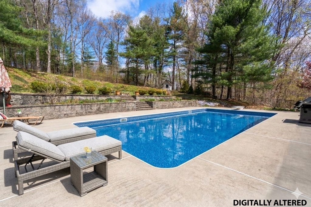 66 Hutchinson Rd