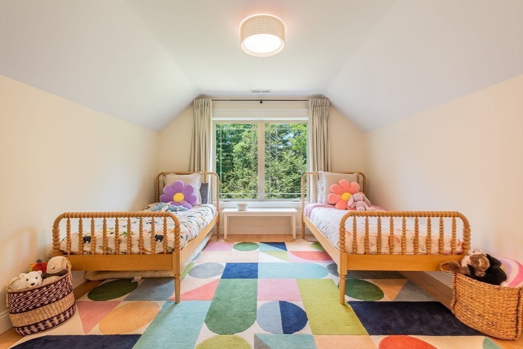 114 Lindenridge RD, Amherst, MA, 114 Lindenridge RD, Amherst, MA Photo #34