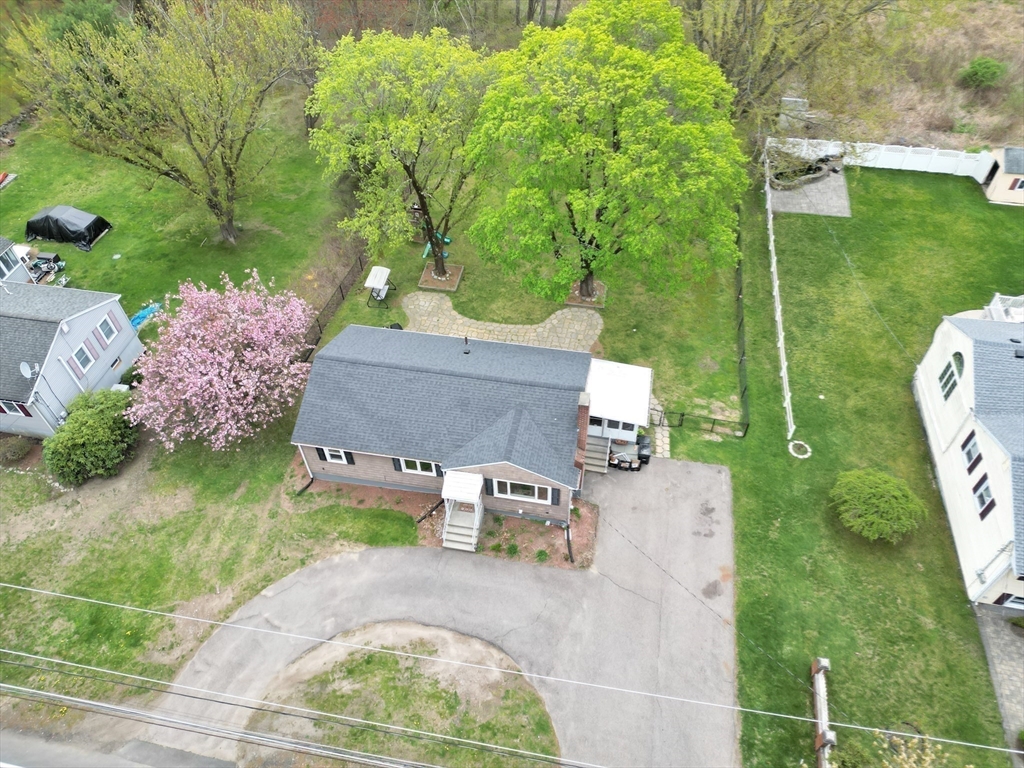 881 Pleasant St, Stoughton, MA Photo #2