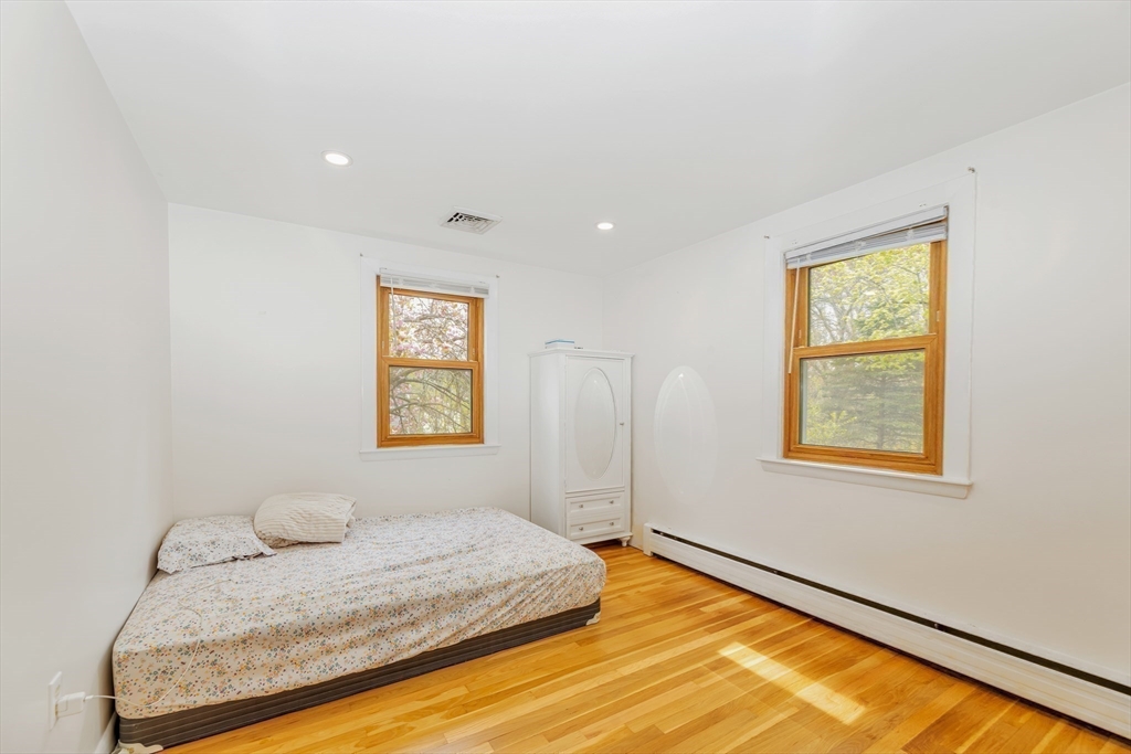 881 Pleasant St, Stoughton, MA Photo #12