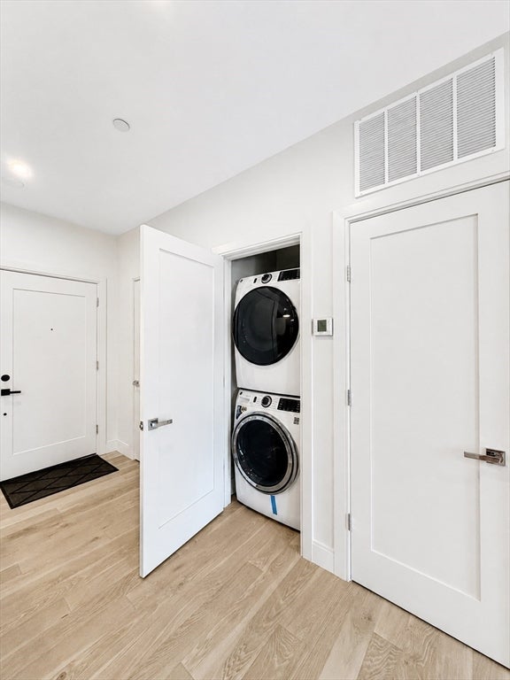 85 Myrtle St 107