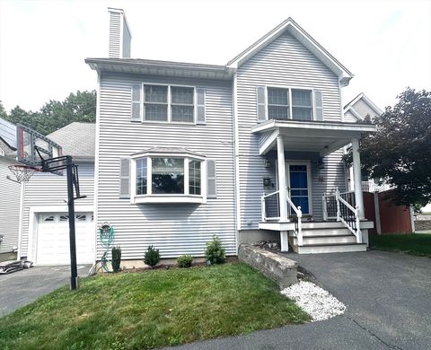98 Summit St Malden MA 02148