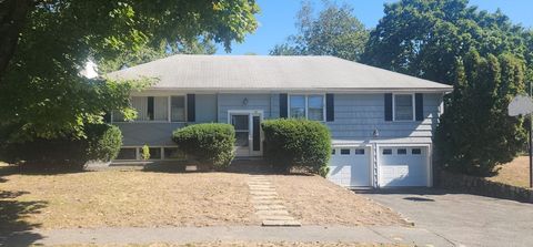 28 Poplar Rd Wellesley MA 02482