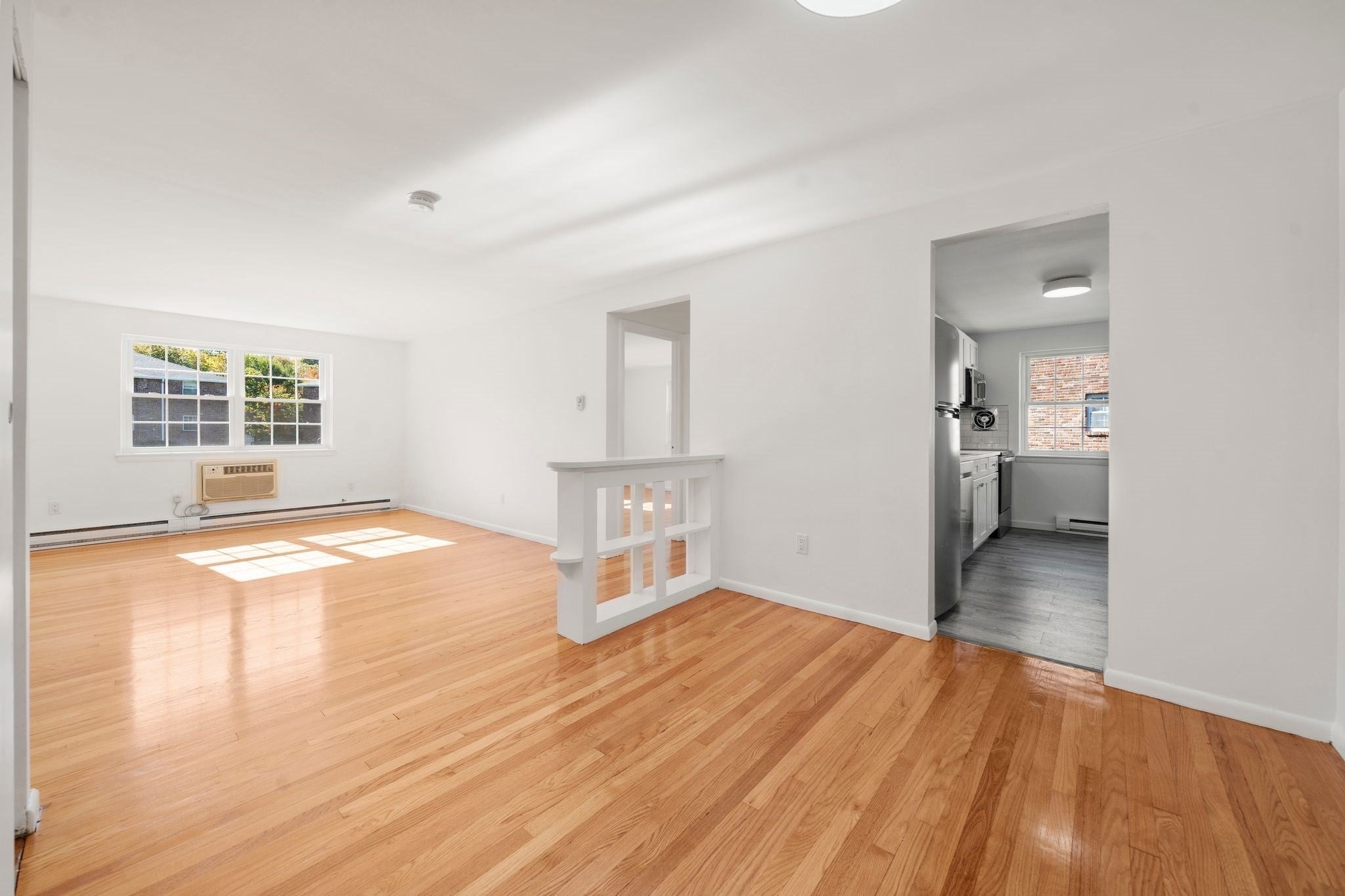 Photo of 11 Colonial Village Dr, Arlington, MA