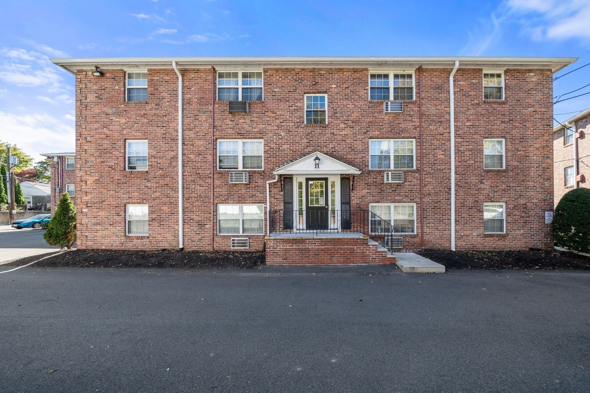 11 Colonial Village Dr #8, Arlington, MA, 11 Colonial Village Dr #8, Arlington, MA Photo #20