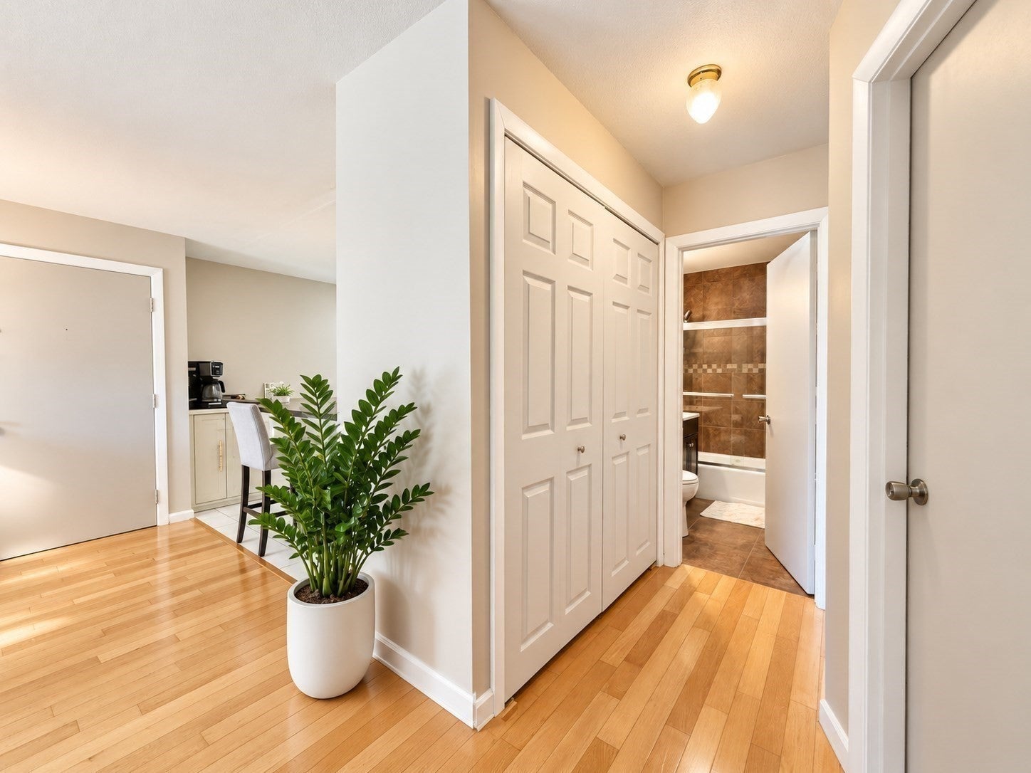 505 Revere Beach Blvd #104, Revere, MA Photo #12