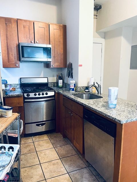 Photo of 4 Fountain Place #3, Boston, MA 02113 (MLS # 73492694)