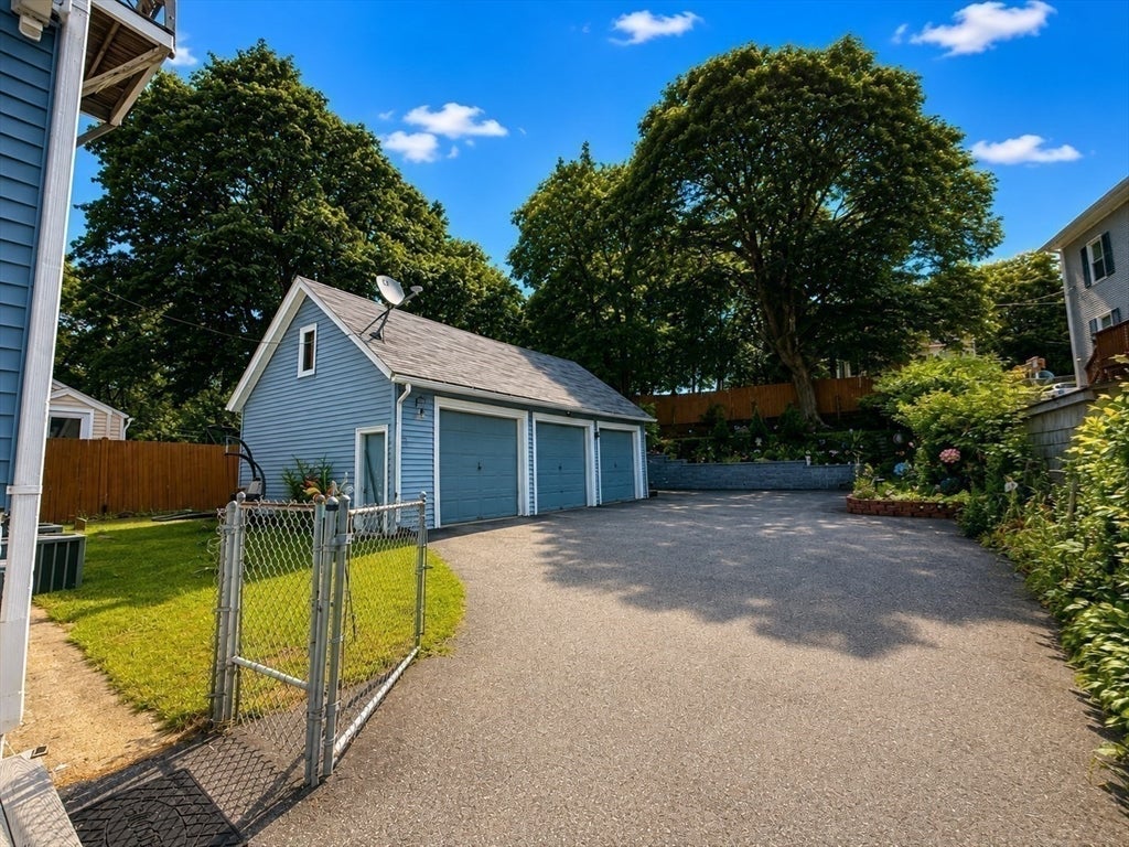 189 Oak St, Clinton, MA, 189 Oak St, Clinton, MA Photo #30