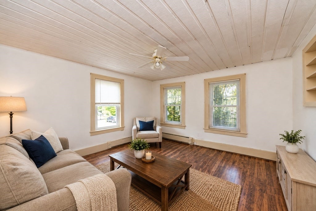 189 Oak St, Clinton, MA, 189 Oak St, Clinton, MA Photo #11
