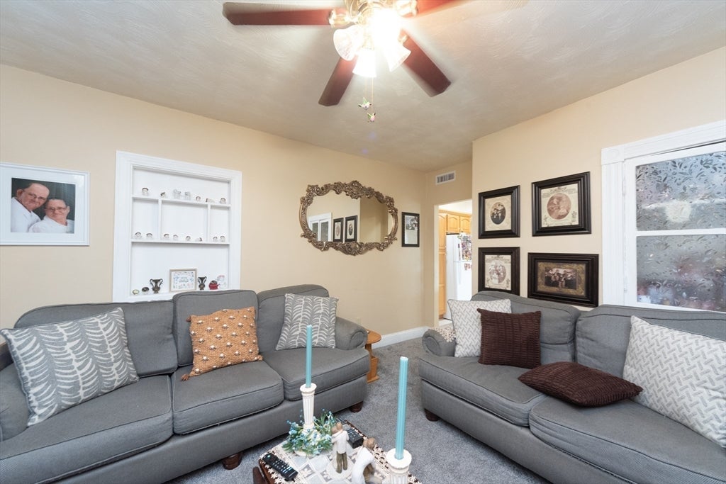 189 Oak St, Clinton, MA, 189 Oak St, Clinton, MA Photo #20
