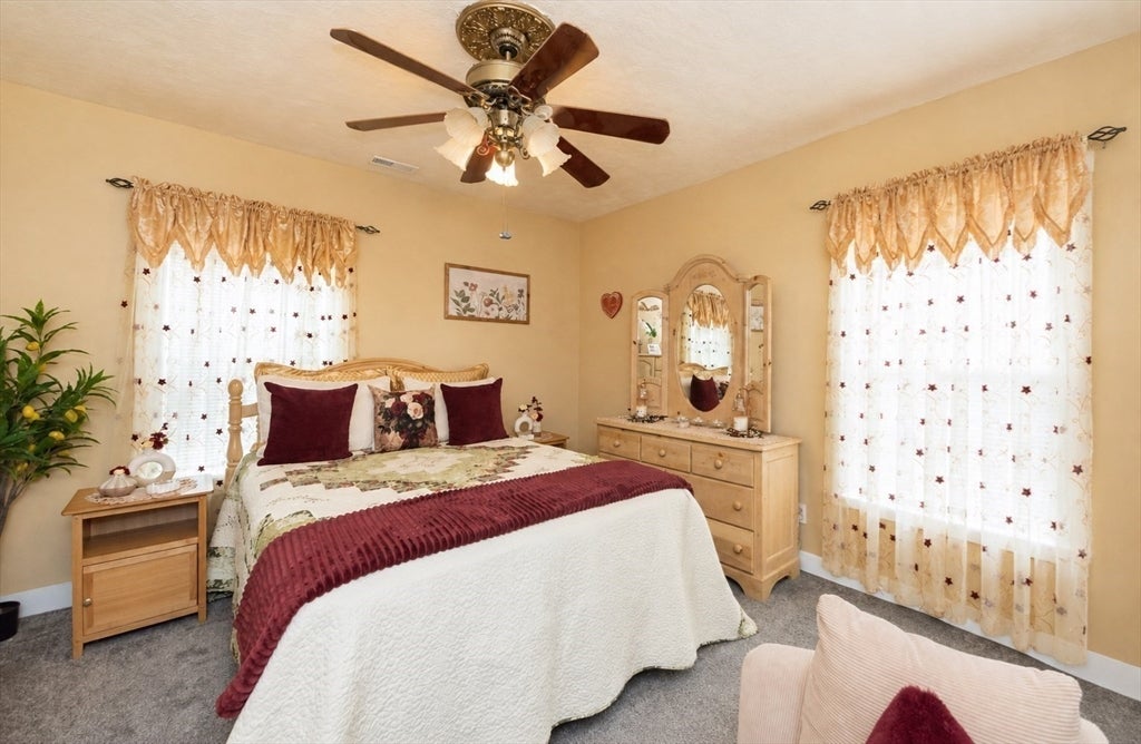 189 Oak St, Clinton, MA, 189 Oak St, Clinton, MA Photo #21
