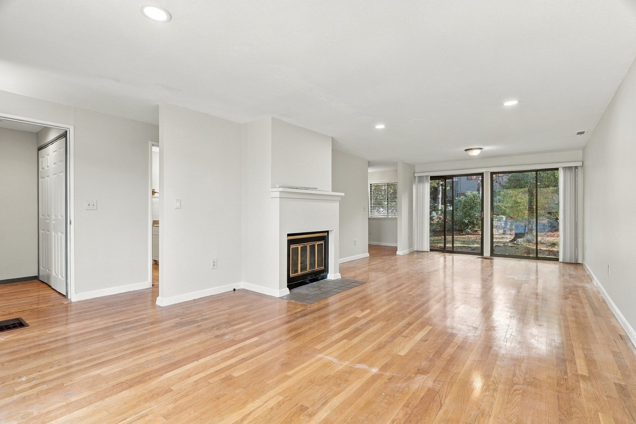 214 Meadows Edge #214, Acton, MA Photo #2