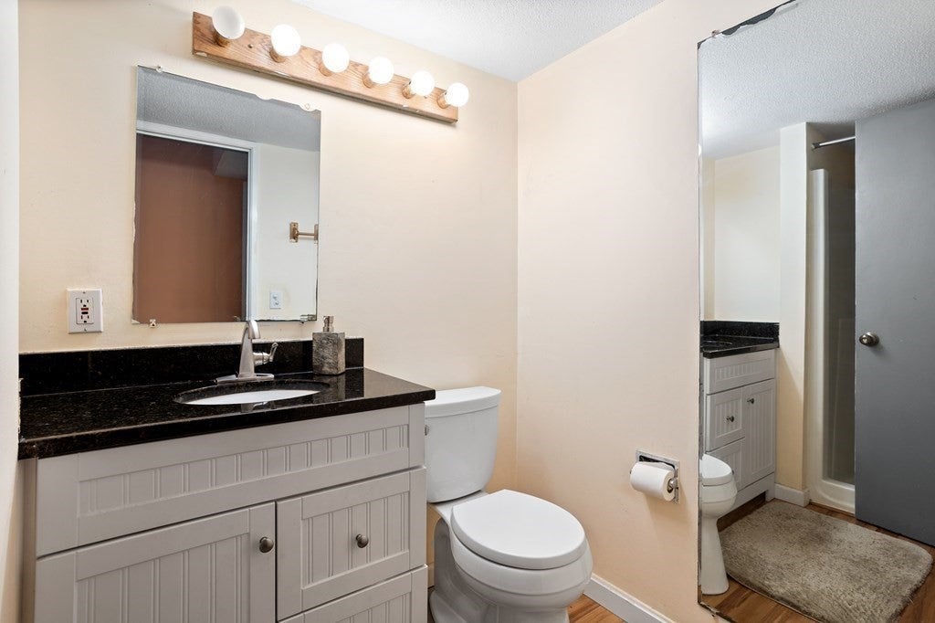 214 Meadows Edge #214, Acton, MA Photo #18