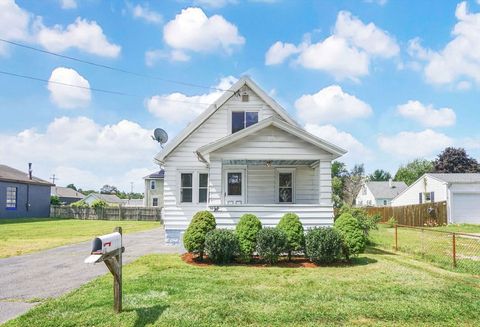 32 Dorset St East Longmeadow MA 01028
