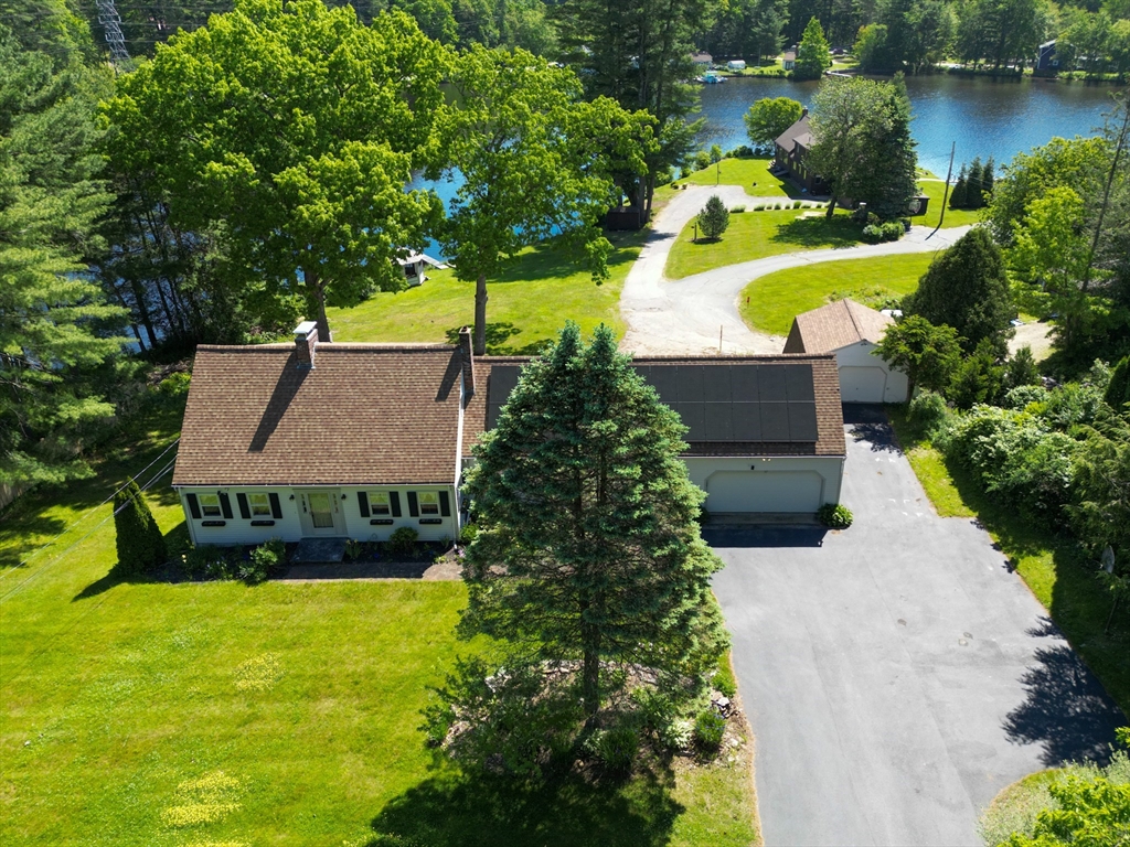 57 Shore Rd