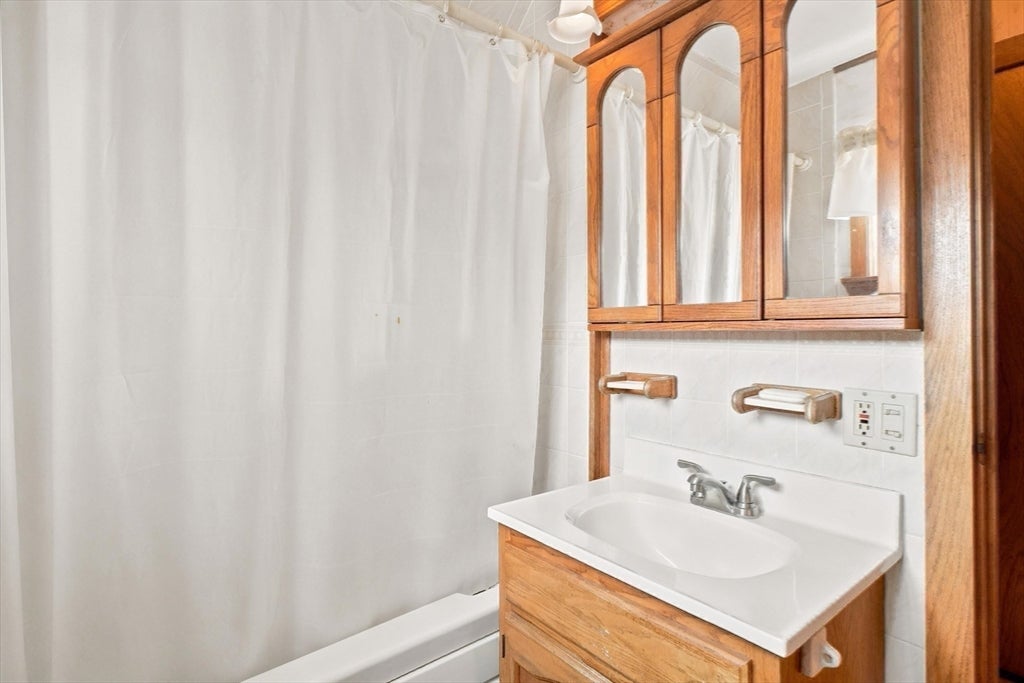 8 Sylvan Street, Gloucester, MA, 8 Sylvan Street, Gloucester, MA Photo #23