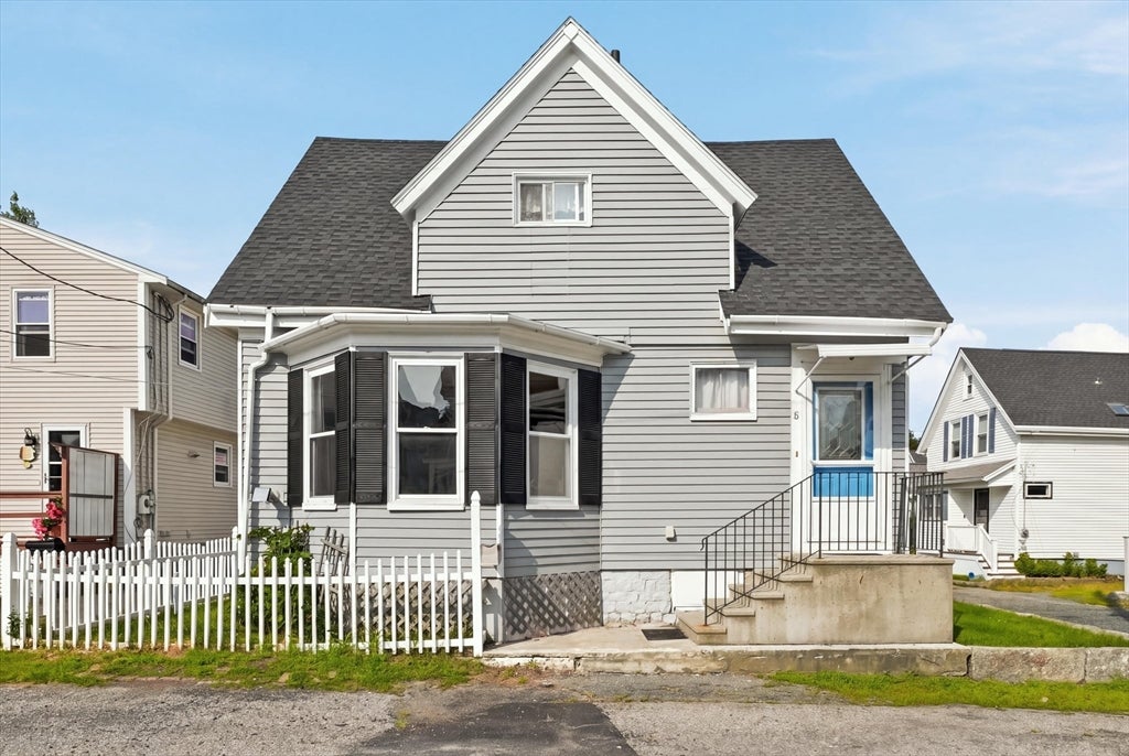 8 Sylvan Street