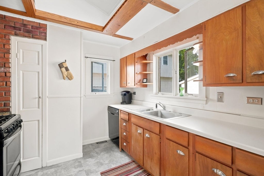 8 Sylvan Street, Gloucester, MA, 8 Sylvan Street, Gloucester, MA Photo #14