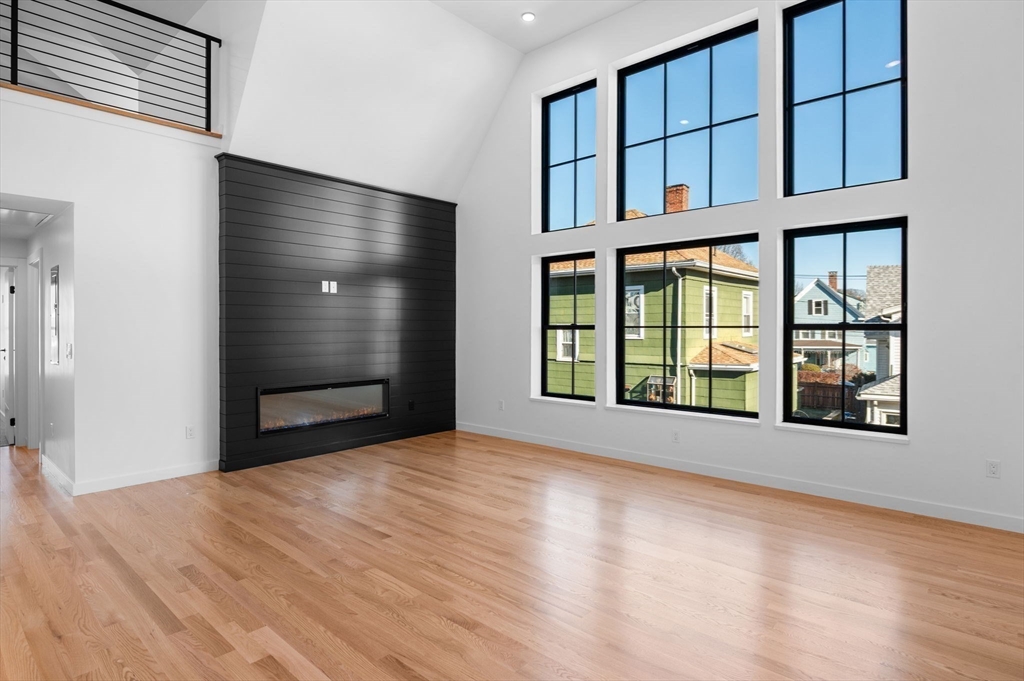 11 Boynton St. 201
