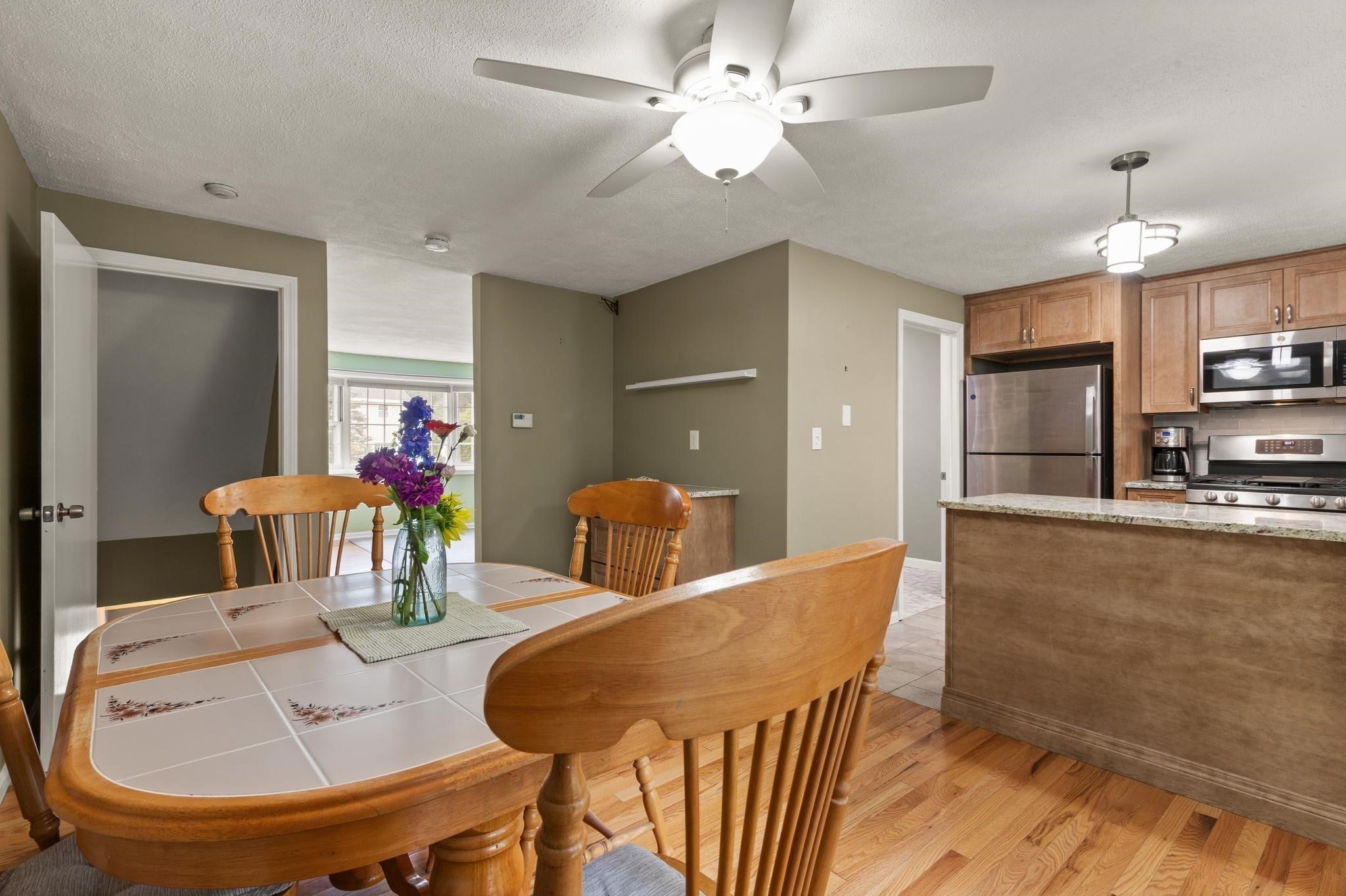 32 Frederick ST #3, Dracut, MA Photo #6