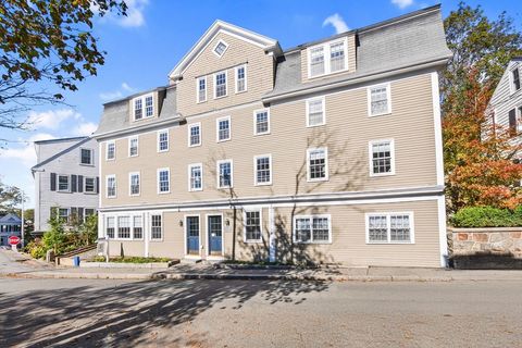 48 Union St 1 Manchester MA 01944