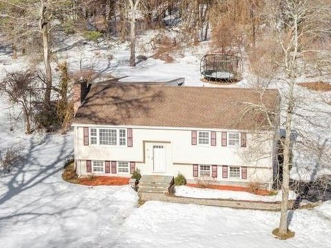 11 Juniper Brook Rd Northborough MA 01532