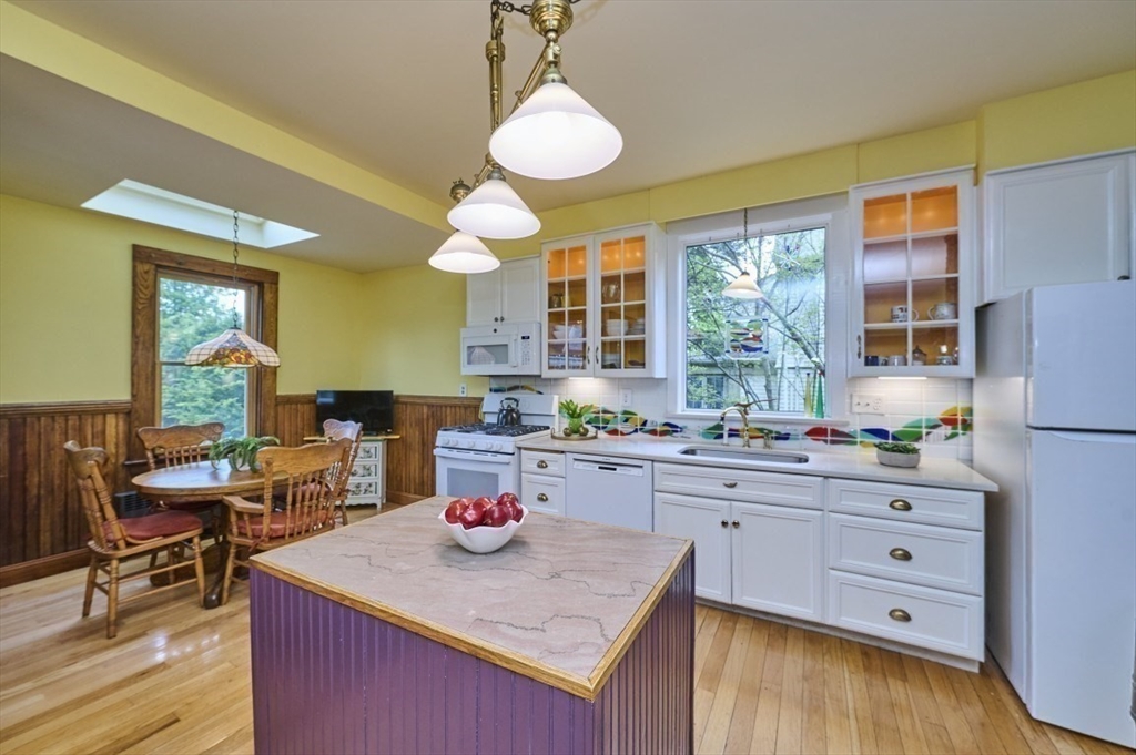 17 Copley St, Newton, MA Photo #11