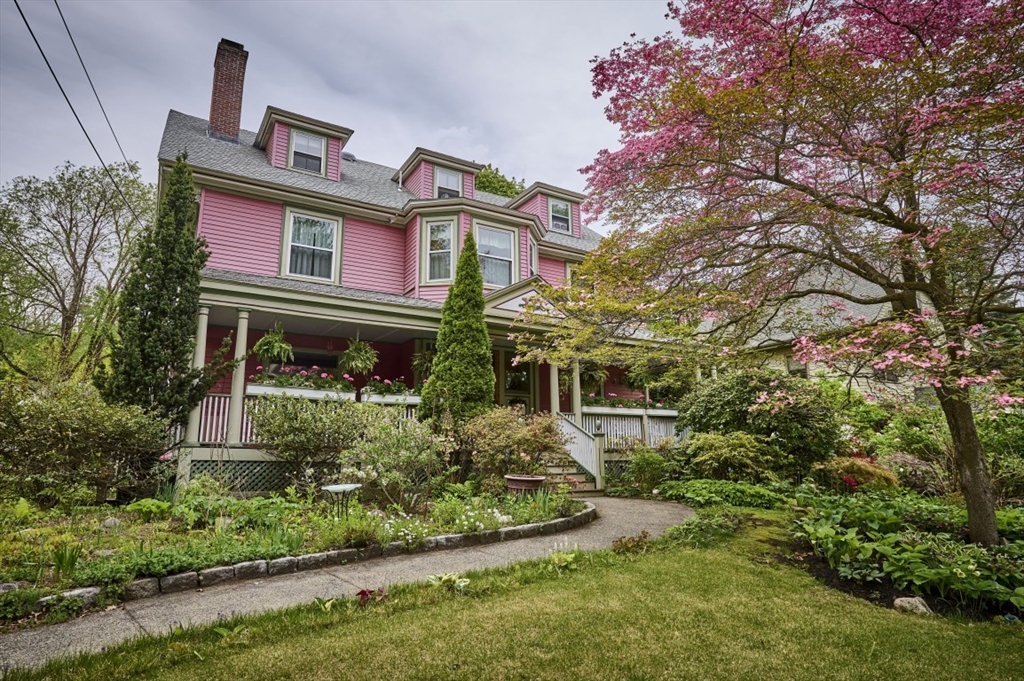 Photo of 17 Copley St, Newton, MA