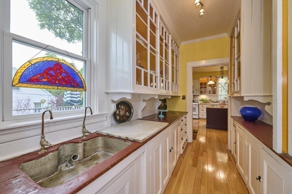 17 Copley St, Newton, MA Photo #14