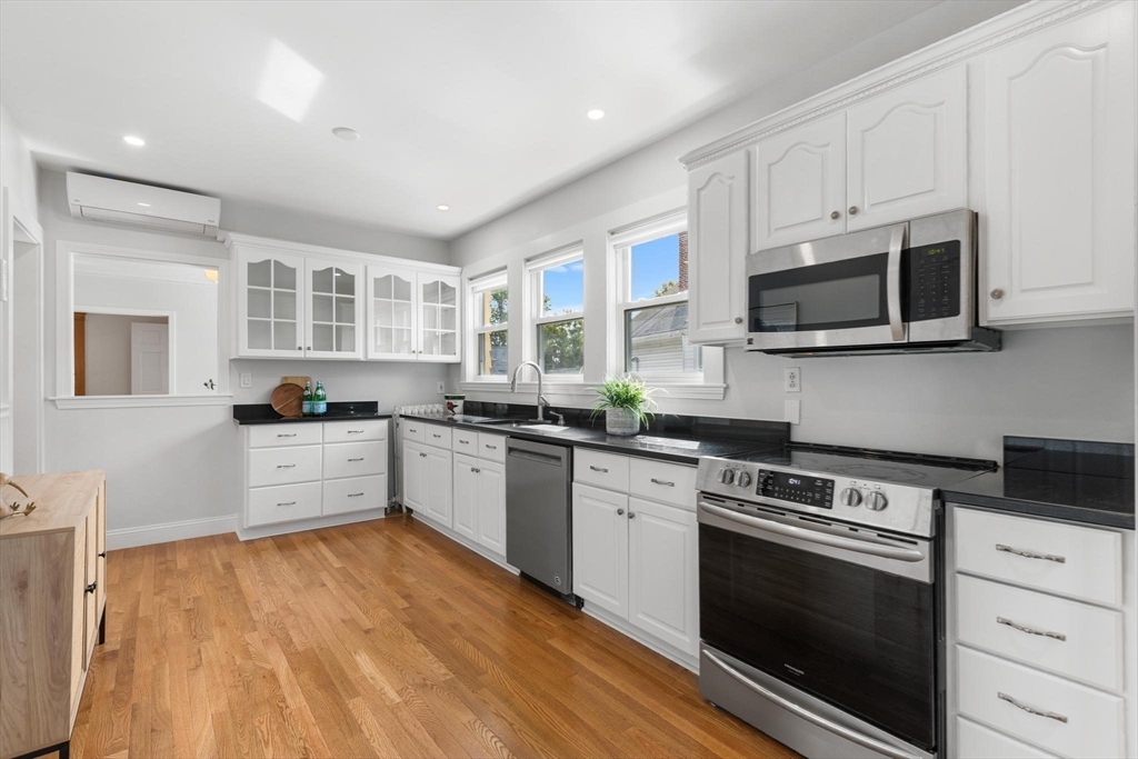 354 School Street 354