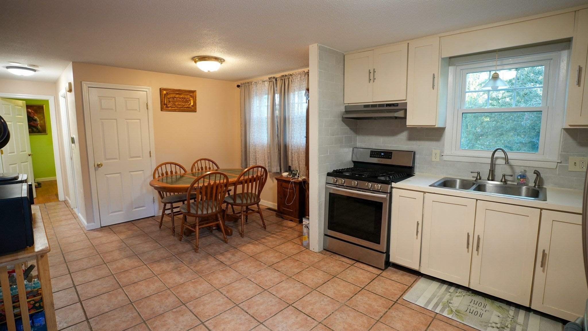 30 Yale Drive, Milford, MA Photo #13