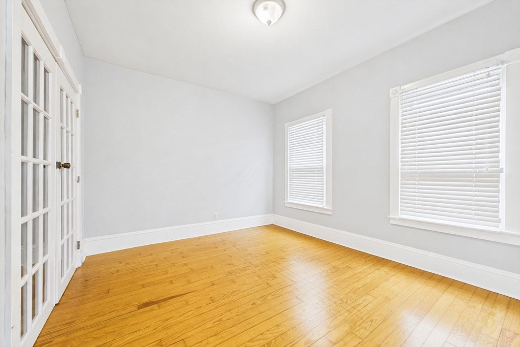 34 Sherman St, New Bedford, MA Photo #16