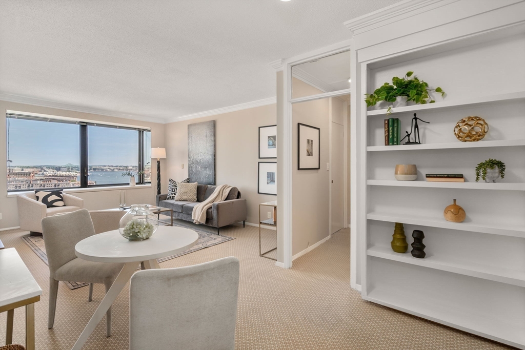 85 East India Row 18A