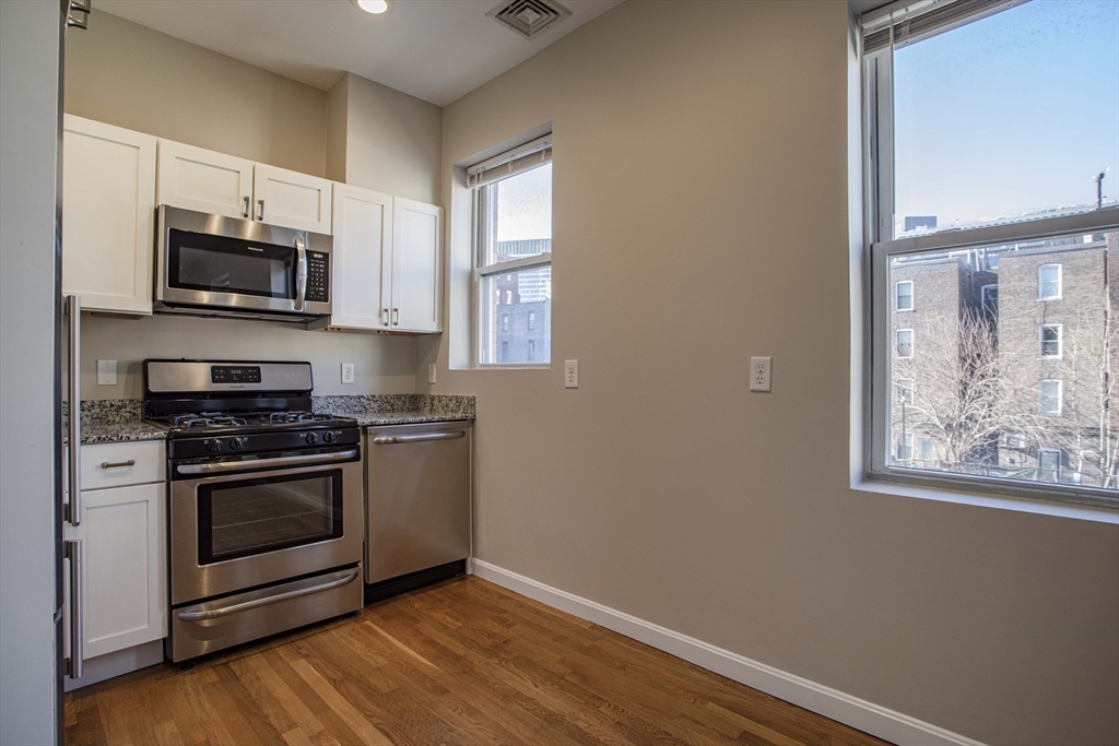 28-30 Cooper St 1