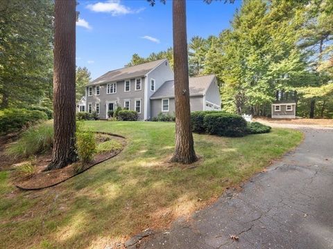 56 Wiltshire Ln Marshfield MA 02050