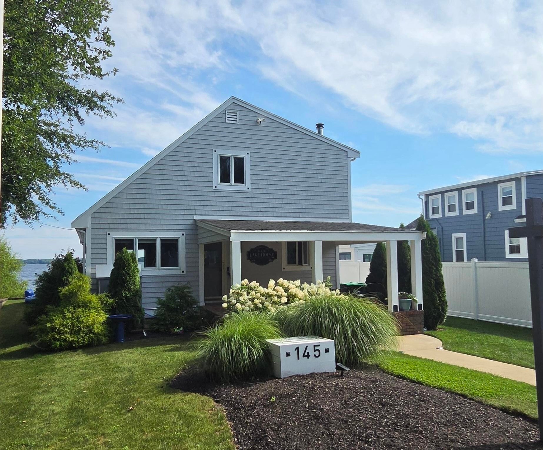 145 Staples Shore Rd, Lakeville MA 02347