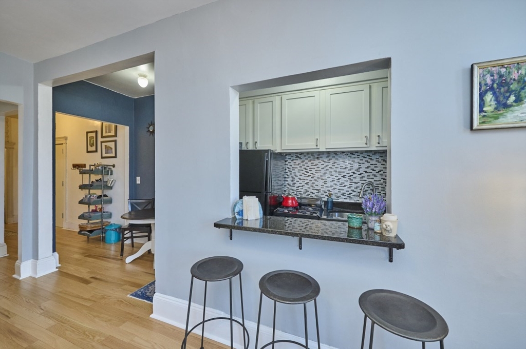 1868 Commonwealth Ave 1