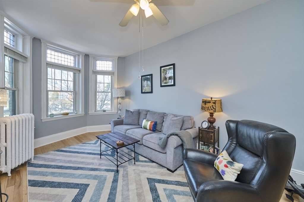 1868 Commonwealth Ave 1