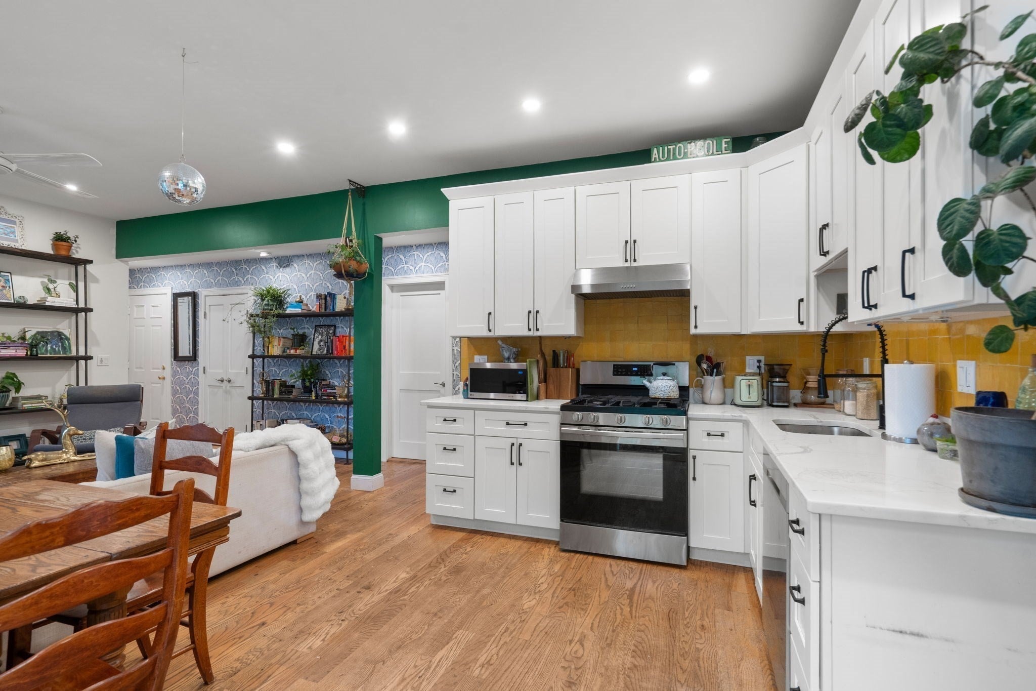 77 Marcella St 1