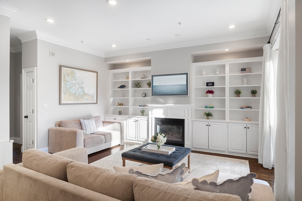 232 Bunker Hill Street 1